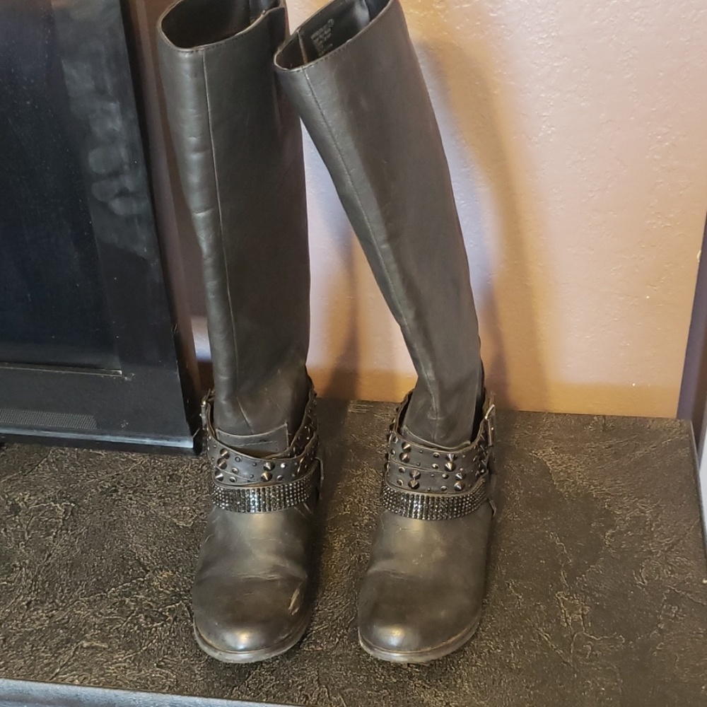 Boots